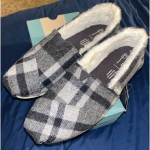 Alpargata Faux Fur Lined Slip-On Sneaker (Women)
TOMS